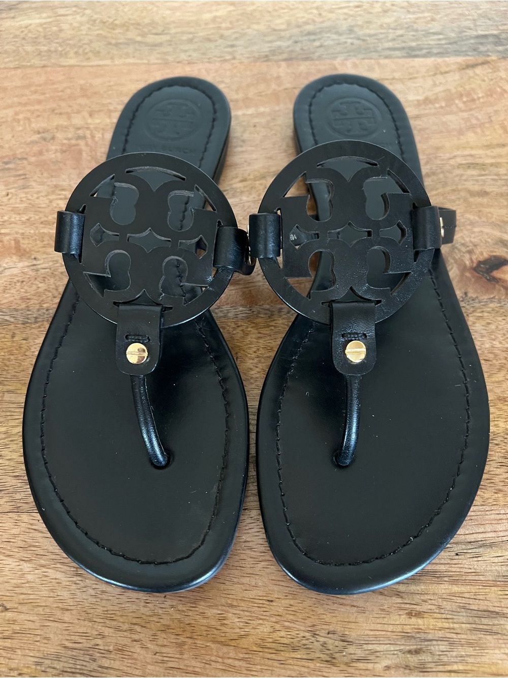 Tory Burch Miller Black Leather Thong Sandals Size 8 M